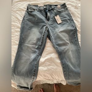 NWT Judy Blue Boyfriend Jeans